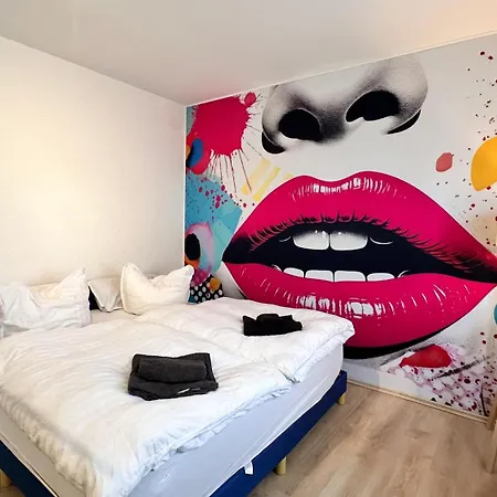 Cozy Apartment For 6 People Central Location Essen Exterior photo