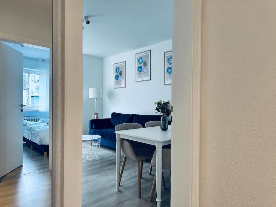 Apartment Cozy For 6 People Location *