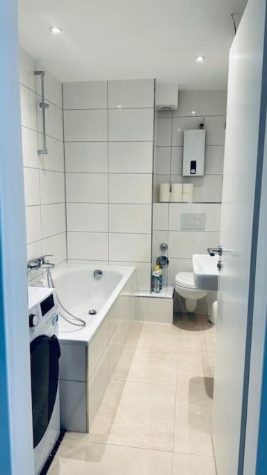 Apartment Cozy For 6 People Location *